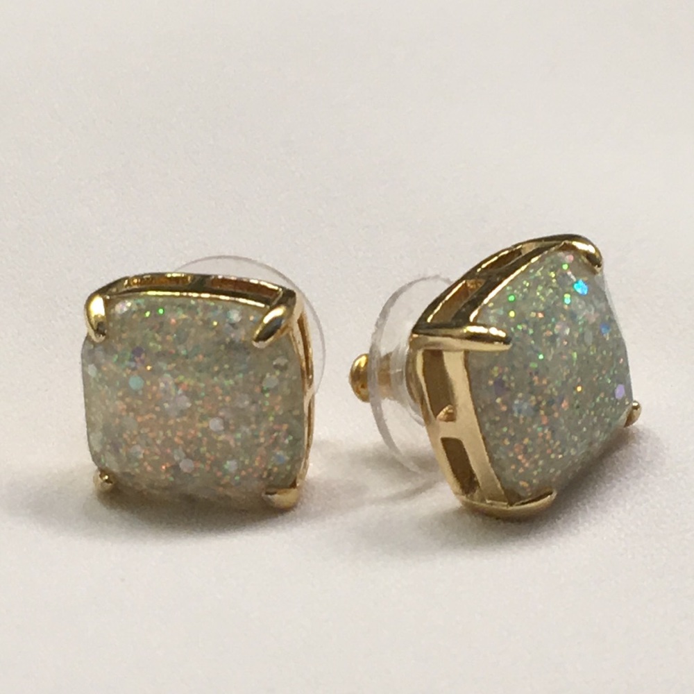Kate Spade studs - Picture 2 of 6